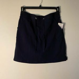 New with tags- Cute Navy Blue Skirt
